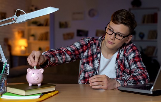 Tips for Saving as a Young Adult